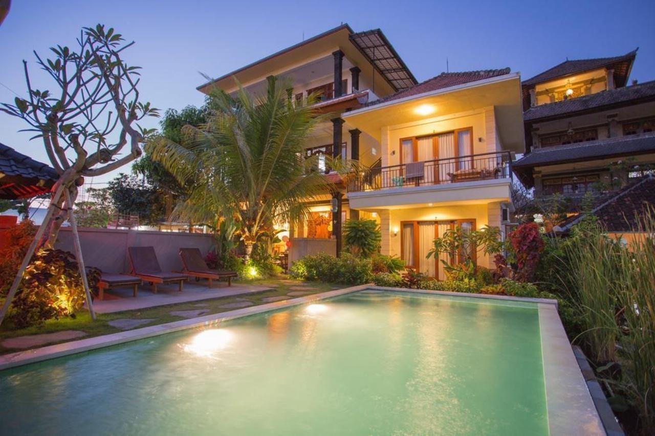 Puji Hostel And Bungalow Ubud Buitenkant foto