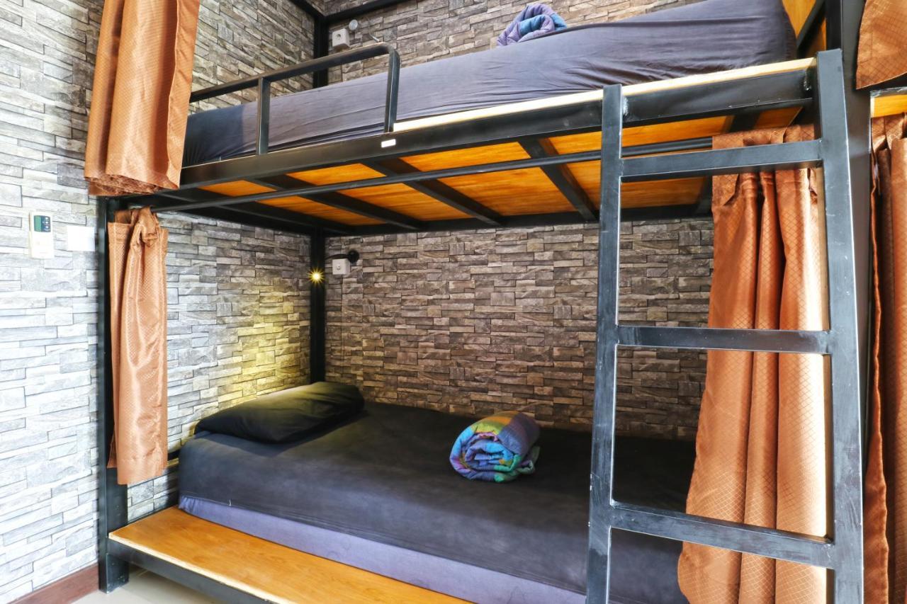 Puji Hostel And Bungalow Ubud Buitenkant foto