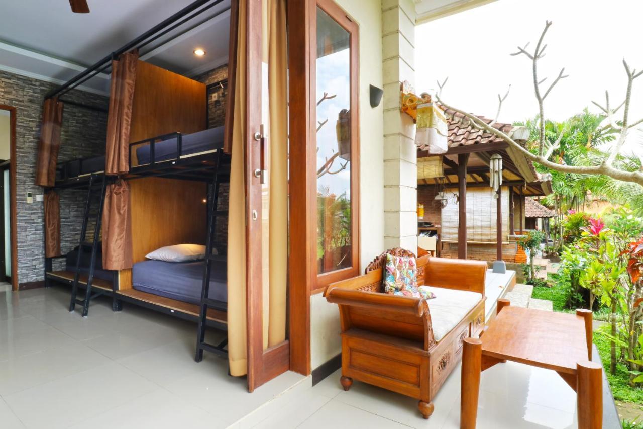 Puji Hostel And Bungalow Ubud Buitenkant foto