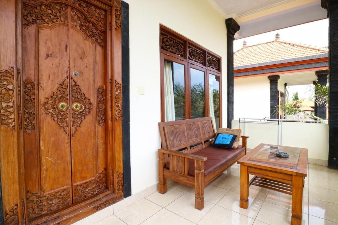 Puji Hostel And Bungalow Ubud Buitenkant foto