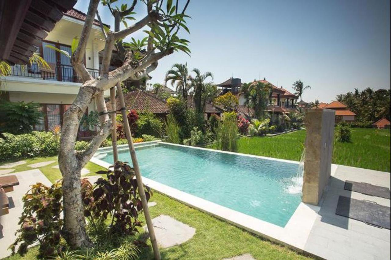 Puji Hostel And Bungalow Ubud Buitenkant foto