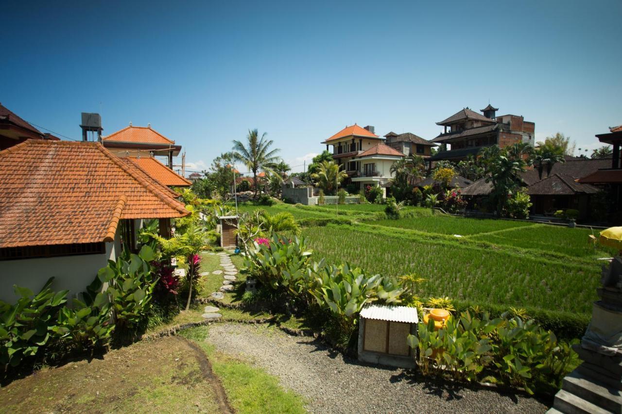 Puji Hostel And Bungalow Ubud Buitenkant foto